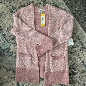 NWT Girl’s boucle open cardigan with herringbone pattern and pockets. Sz M